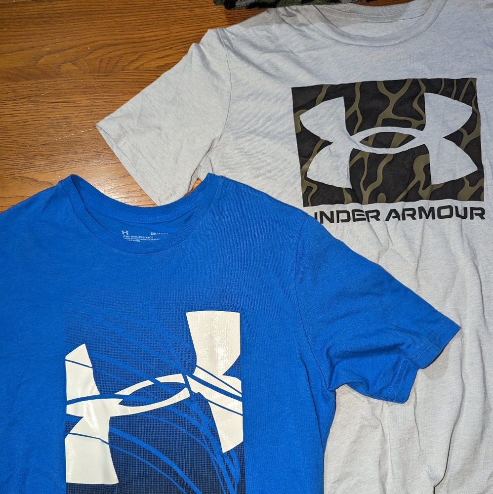 2pack men's Under armour tshirts